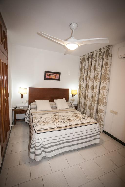Hostal Venta Del Sol Baza Habitación foto